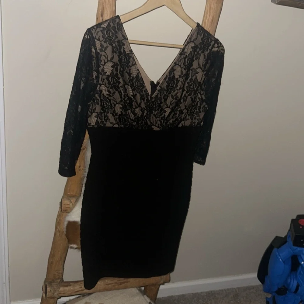 Adrianna Papell Black Dress - Picture 2 of 3
